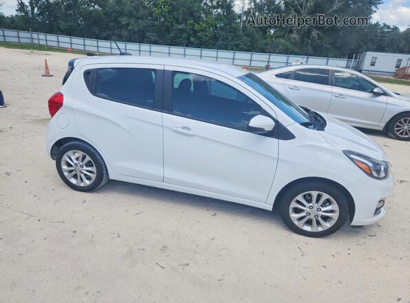 KL8CD6SA4MC740156 2021 CHEVROLET SPARK White Front view