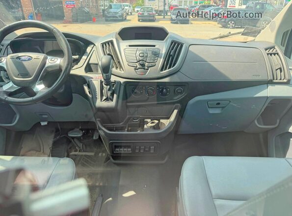 1FDBF8ZV3JKB34846 2018 FORD TRANSIT Белый Вид задних сидений
