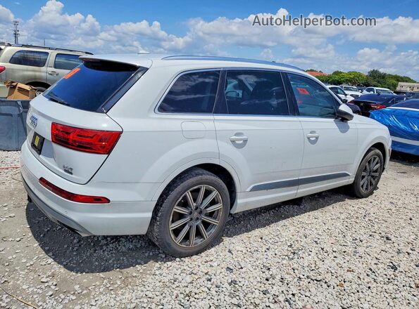 WA1LAAF79HD003482 2017 AUDI Q7 White Передня права чверть