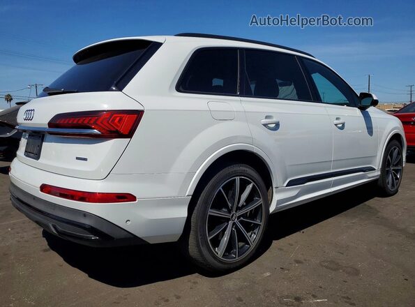 WA1LXAF70LD011817 2020 AUDI Q7 White Delantero derecho