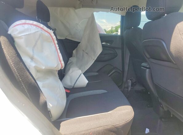 KL79MRSL6TB137313 2026 CHEVROLET TRAILBLAZER White Engine compartment view