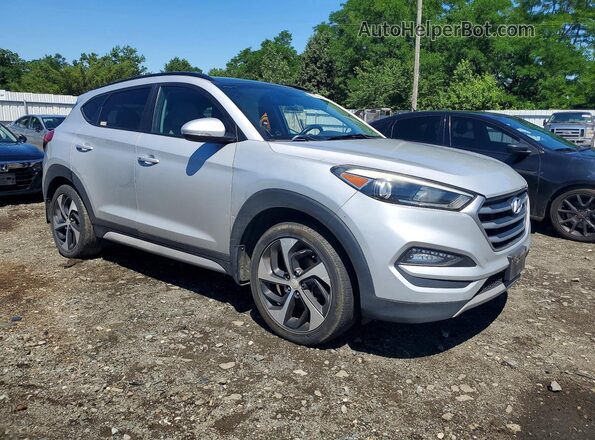 KM8J3CA24JU687311 2018 HYUNDAI TUCSON Silver Widok z przodu
