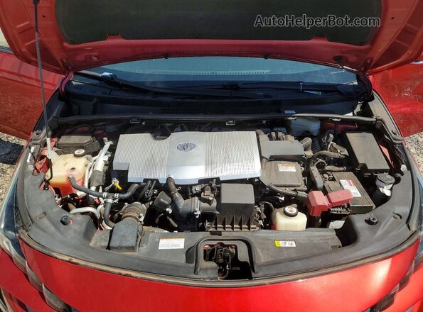 JTDKARFP3J3095796 2018 TOYOTA PRIUS Red Widok komory silnika