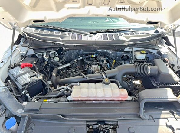 1FTEX1CP8NKD84332 2022 FORD F150 White Widok deski rozdzielczej