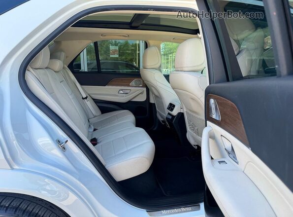 4JGFB4JBXPA903414 2023 MERCEDES-BENZ GLE-CLASS White Widok wnętrza z przodu