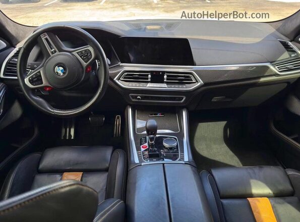5YMCY0C09L9B05681 2020 BMW X6 White Widok tylnych siedzeń