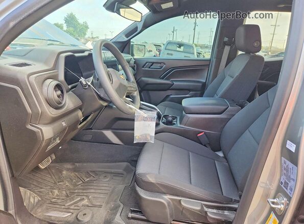 1GCPSBEK2T1191725 2026 CHEVROLET COLORADO Серебряный Вид панели приборов