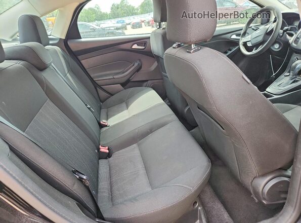 1FADP3F21HL241878 2017 FORD FOCUS Black უკანა სალონის ხედი
