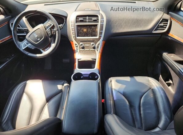 2LMPJ8K92KBL31007 2019 LINCOLN NAUTILUS Silver ხელსაწყოთა პანელის ხედი