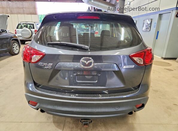 JM3KE4BY3G0632075 2016 MAZDA CX-5 Gray Front interior view