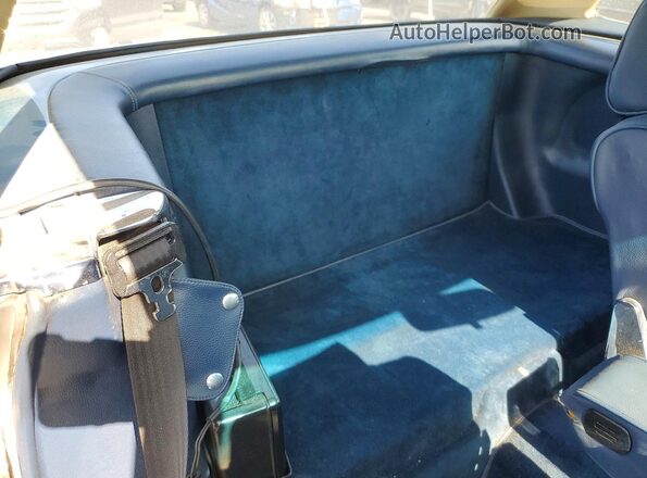 10704412057185 1979 MERCEDES-BENZ 450 Синий Вид задней части салона