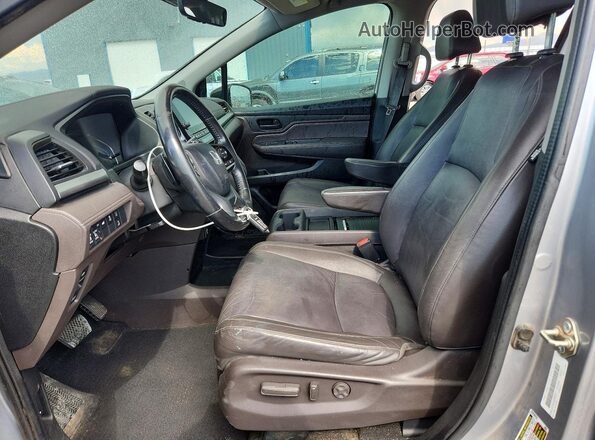 5FNRL6H79JB008345 2018 HONDA ODYSSEY Silver Вид панелі приладів