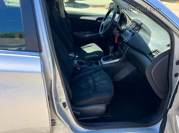 3N1AB7AP0KY443070 2019 NISSAN SENTRA Silver Հետևի տեսք
