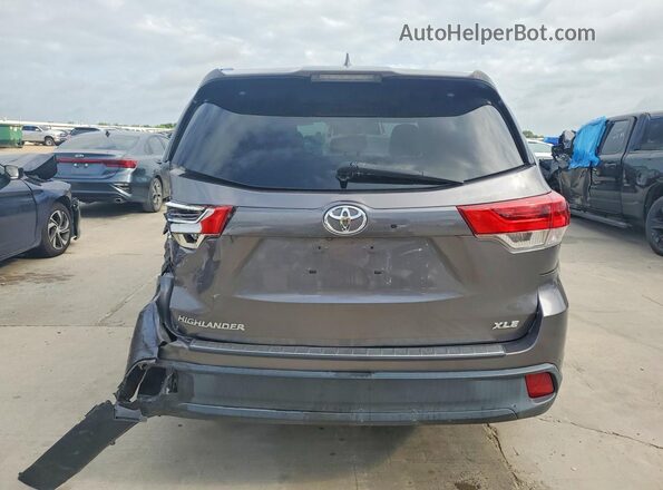 5TDKZRFH3HS526048 2017 TOYOTA HIGHLANDER Серебряный Вид сзади