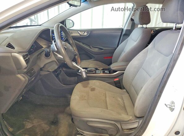 KMHC75LJ0MU077956 2021 HYUNDAI IONIQ Белый Вид панели приборов