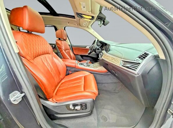5UXCW2C52KLB43713 2019 BMW X7 Gray Widok z tyłu