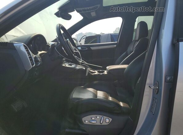 WP1AD2A21GLA72031 2016 PORSCHE CAYENNE Silver წინა პანელის ხედი