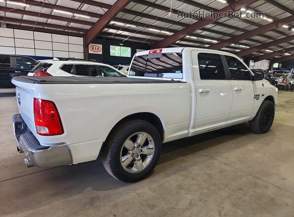 1C6RR6TT8KS633284 2019 RAM 1500 Белый Передняя правая четверть