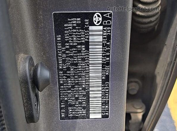 5YFBURHE6HP592037 2017 TOYOTA COROLLA Gray უკანა სალონის ხედი