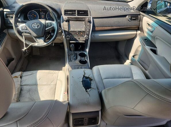4T1BF1FK2HU678898 2017 TOYOTA CAMRY Black Սարքավորումների վահանակի տեսք