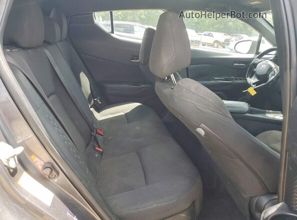 NMTKHMBX7JR016888 2018 TOYOTA C-HR Gray Вид підкапотного простору