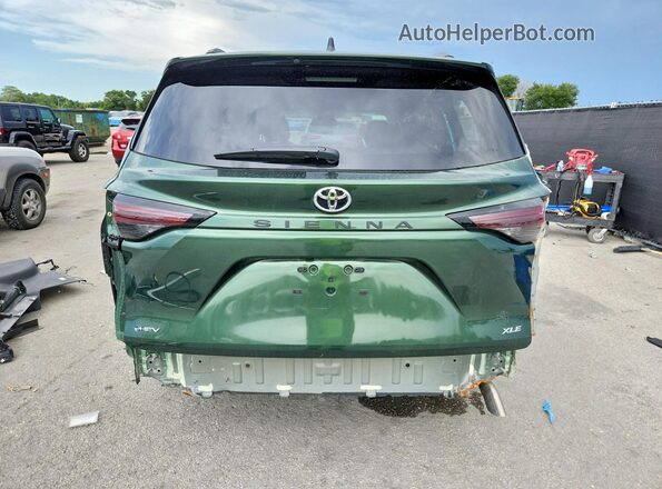5TDYRKEC2TS300227 2026 TOYOTA SIENNA Green Front interior view