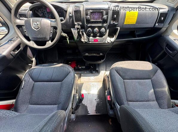 3C6URVJG5LE124820 2020 RAM PROMASTER Gray Widok tylnych siedzeń