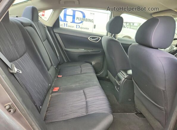 3N1AB7AP9GL650674 2016 NISSAN SENTRA Gray Rear interior view