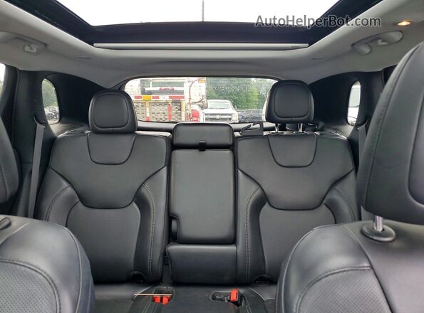 1C4PJMDN2LD567929 2020 JEEP CHEROKEE White Rear interior view