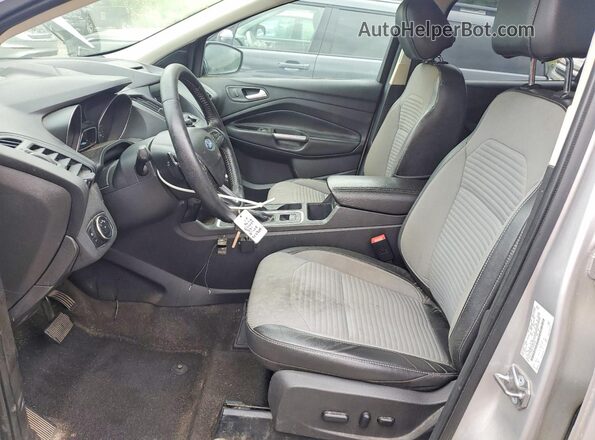 1FMCU0GD0HUA57678 2017 FORD ESCAPE Silver Առջևի վահանակի տեսք