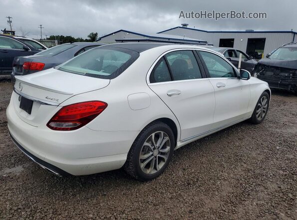 55SWF4KB9GU174304 2016 MERCEDES-BENZ C White Przód prawy