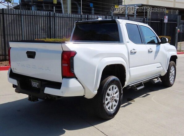 3TMLB5JN2RM006889 2024 TOYOTA TACOMA White წინა ხედი