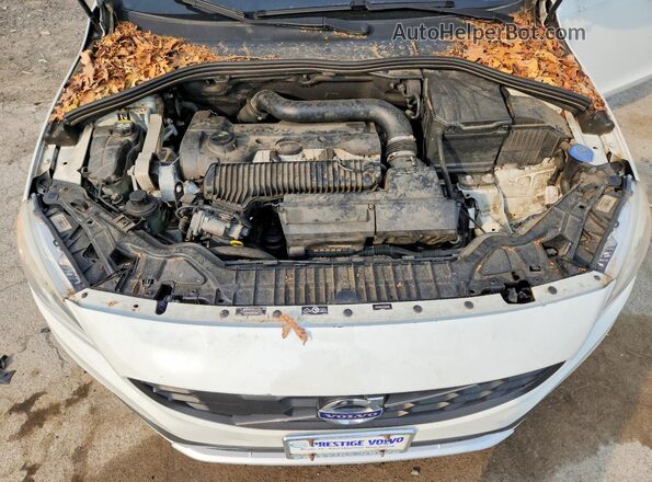 YV4612HK5G1008606 2016 VOLVO V60 White VIN კოდის სტიკერის ხედი