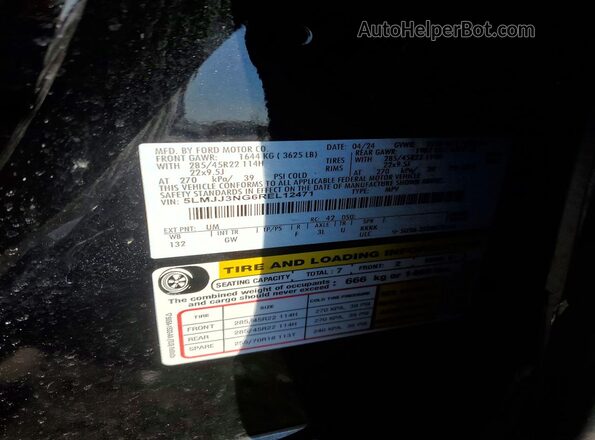 5LMJJ3NG6REL12471 2024 LINCOLN NAVIGATOR Black 
