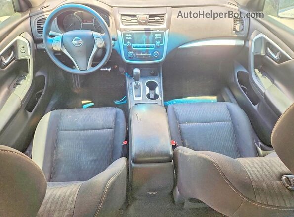 1N4AL3AP2JC262925 2018 NISSAN ALTIMA White Սարքավորումների վահանակի տեսք