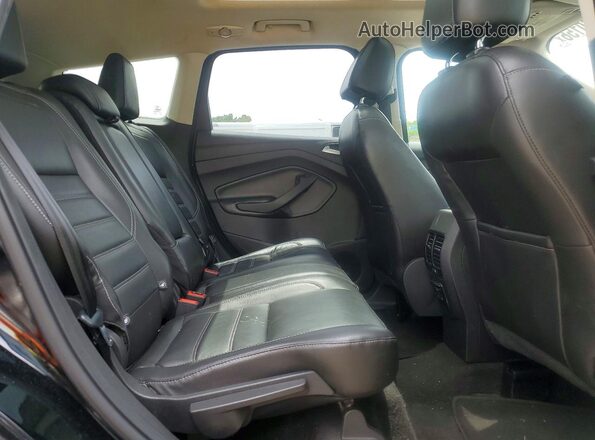 1FMCU9J93HUE87066 2017 FORD ESCAPE Black Widok komory silnika