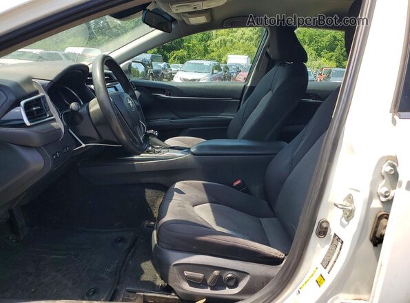 4T1B11HK0JU641494 2018 TOYOTA CAMRY White Vista del salpicadero