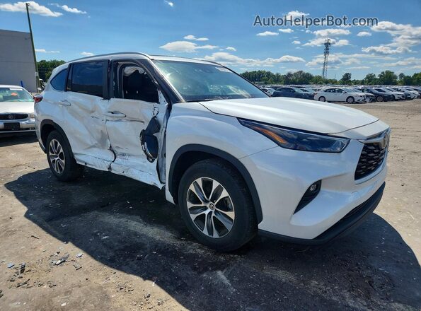 5TDKDRAH4PS008664 2023 TOYOTA HIGHLANDER White წინა ხედი