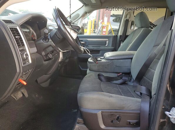 1C6RR6GT4GS147489 2016 RAM 1500 Black Dashboard view