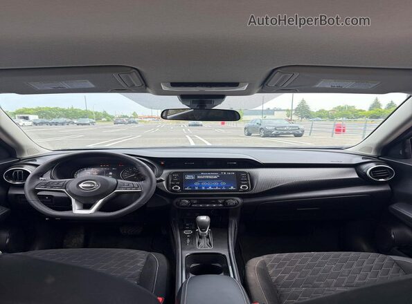 3N1CP5CV4SL510471 2025 NISSAN KICKS Black Widok tylnych siedzeń