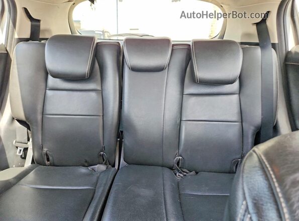 3CZRU5H58GM744889 2016 HONDA HR-V Silver Rear interior view