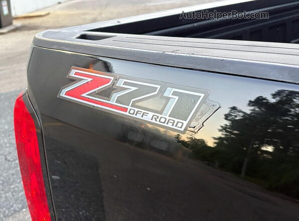 1GCGTDEN2N1289188 2022 CHEVROLET COLORADO Черный Вид подкапотного пространства