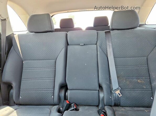 5XYPG4A55HG242073 2017 KIA SORENTO Gray Vista interior trasera