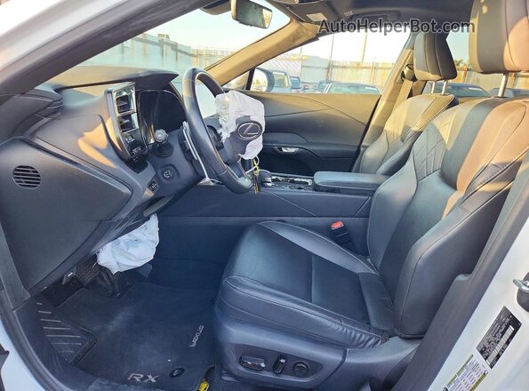 2T2BAMBA9RC042684 2024 LEXUS RX Белый Вид панели приборов