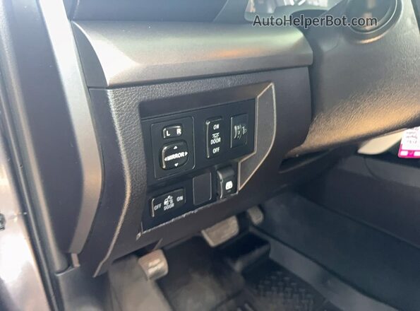 5TFEM5F10GX102441 2016 TOYOTA TUNDRA Серый Вид подкапотного пространства