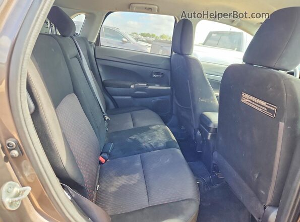 JA4AP3AU4JZ031004 2018 MITSUBISHI OUTLANDER Gray Սալոնի հետևի տեսք