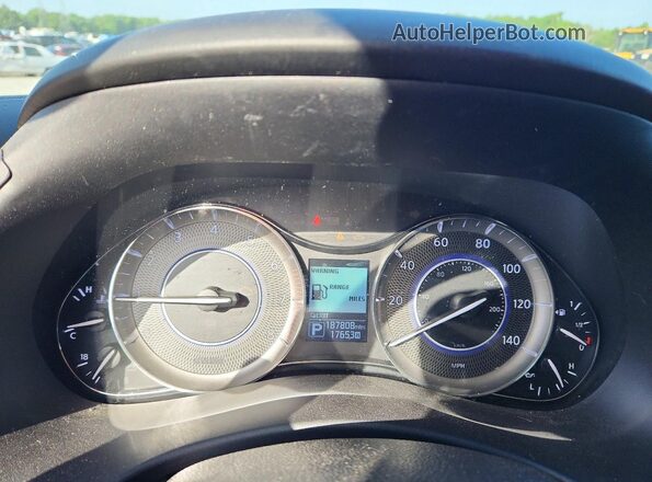 JN8AZ2NDXG9800333 2016 INFINITI QX80 White Widok tylnych siedzeń