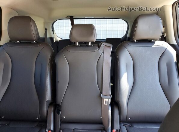 KNDNC5K31T6570270 2026 KIA CARNIVAL Black Vista interior trasera