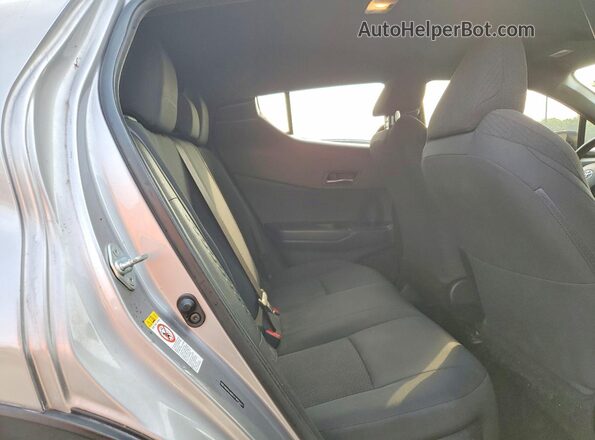 NMTKHMBX9JR056647 2018 TOYOTA C-HR Silver Вид підкапотного простору