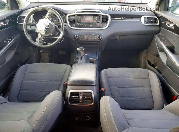 5XYPG4A36HG235745 2017 KIA SORENTO White Սարքավորումների վահանակի տեսք
